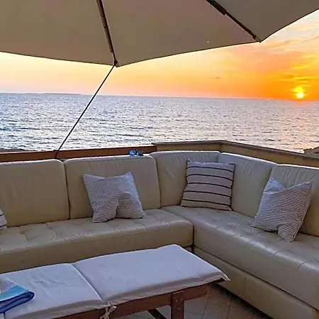 فندق Casa Dei Marinai-oceanview 4*